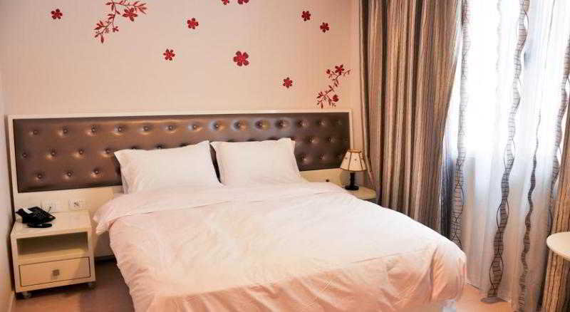 Hotel Comfort Tirana Exteriör bild