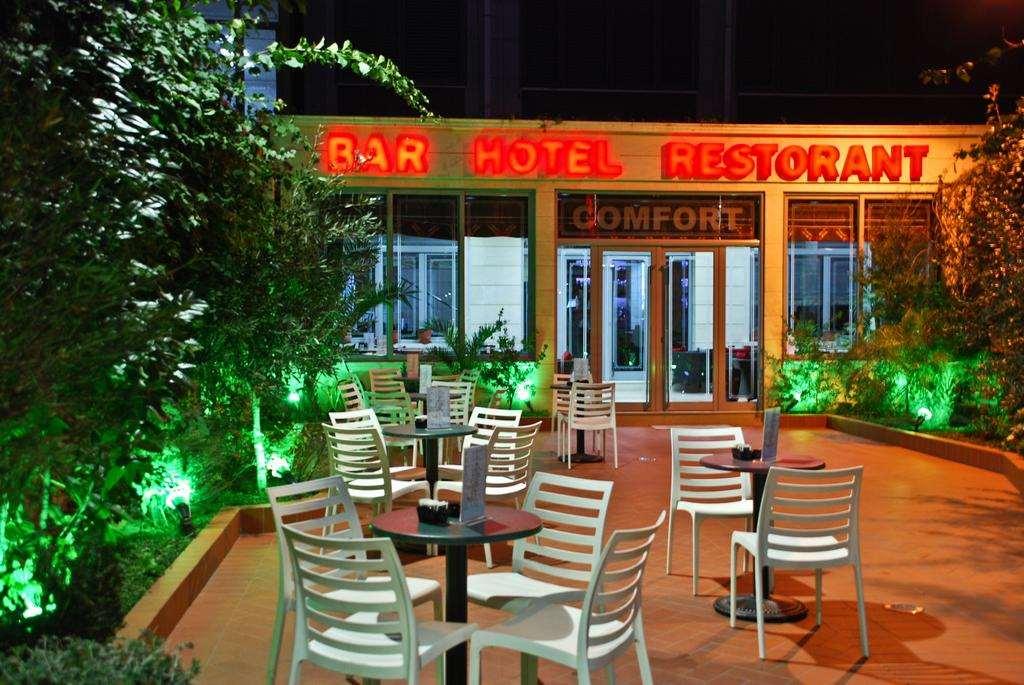 Hotel Comfort Tirana Restaurang bild